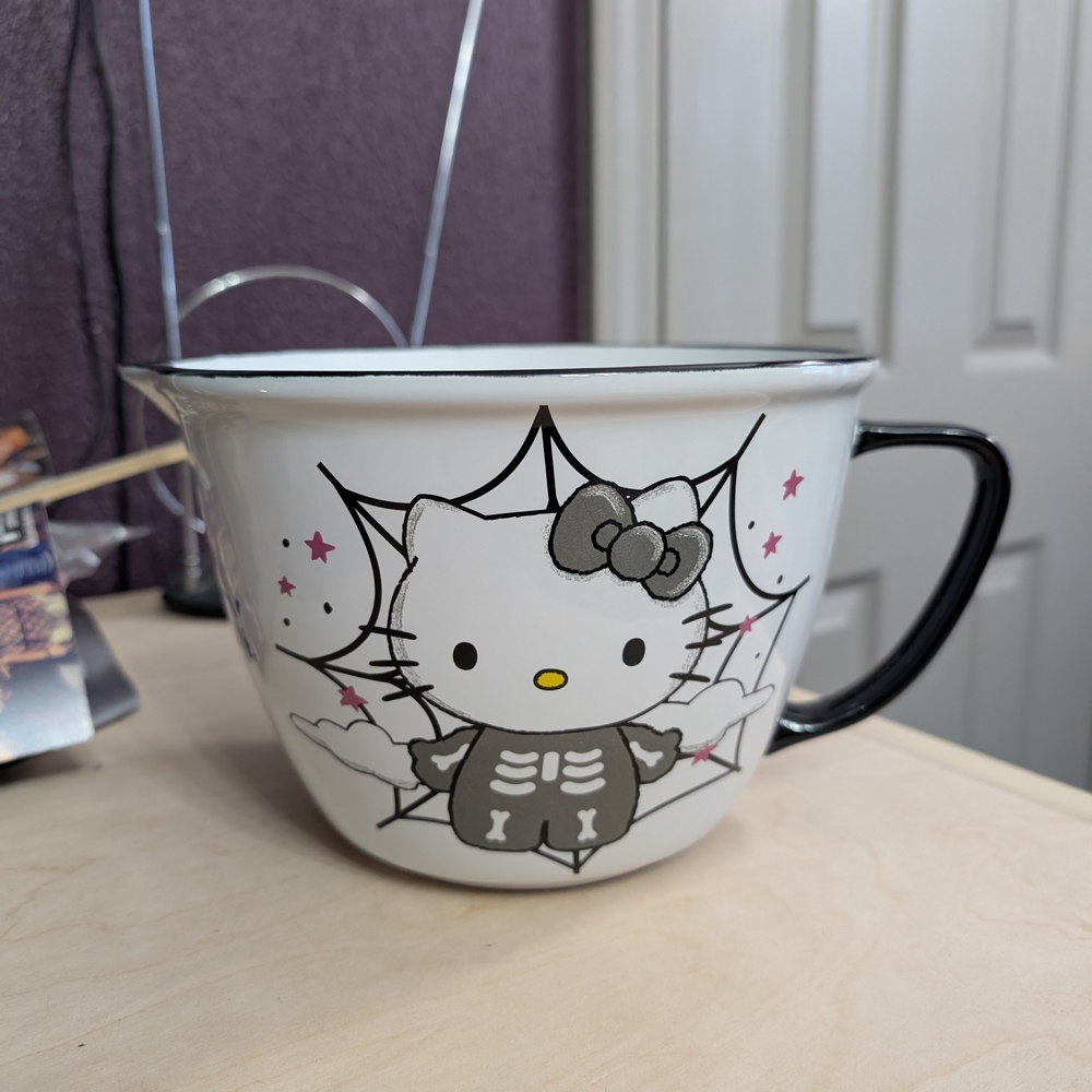 Hello Kitty White Ceramic Mug